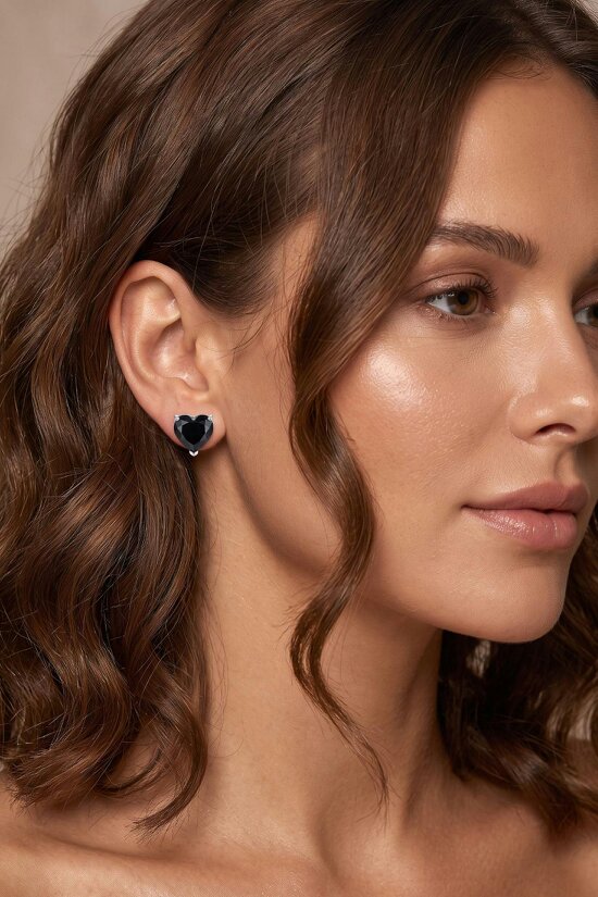 Latelita Amore Heart Black Spinel Stud Earrings Silver