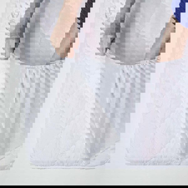 HOMESCAPES Anti Allergy Mattress Protector