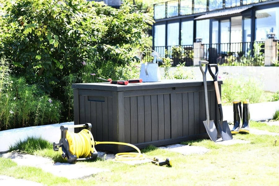 Centurion Supports TUNGSTEN 450 Litre 119 Gallon Waterproof Extra Large Lockable Easy-Open Garden Storage Box Outdoor Organiser in Black