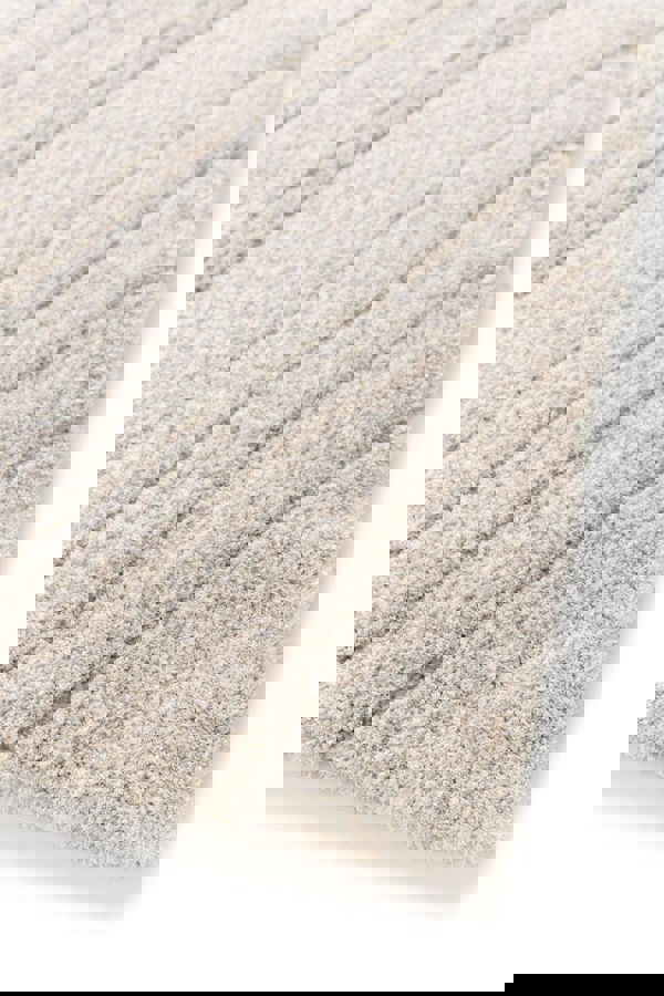 Pure Cream Rug – Soft 3D Texture Abstract Design