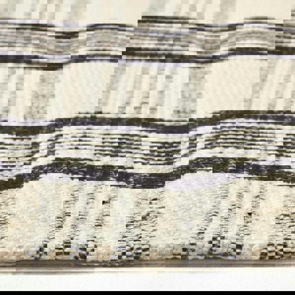 HOMESCAPES Logan Black and White Tartan Check Non-Slip 100% Wool Rug