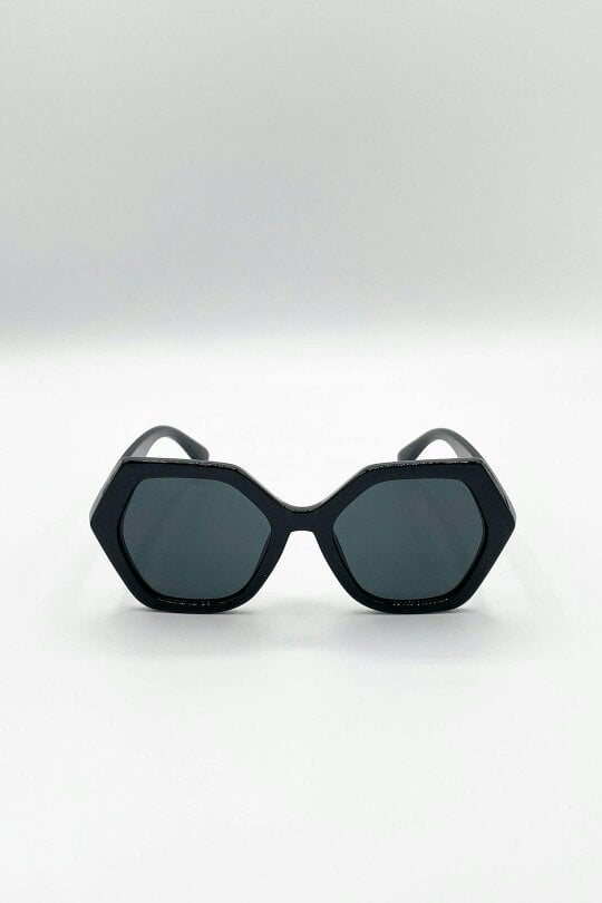 SVNX Oversized Rounded Angular Sunglasses In Black
