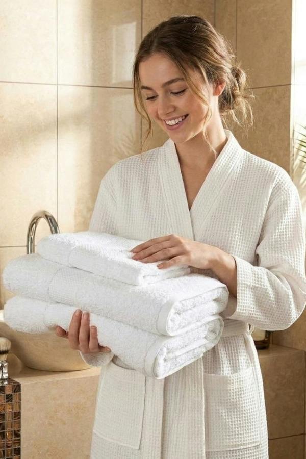 Dyzi Supersoft Absorbent Egyptian Cotton Bathroom Towels 550GSM