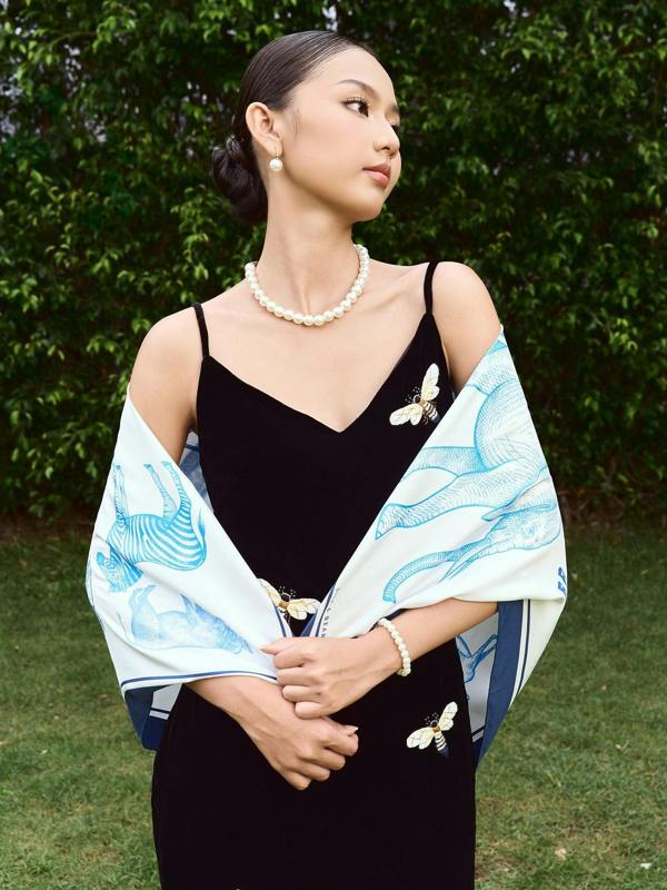 The Naturalist's Sketchbook Animal Print Twill Silk Scarf – Cornflower Blue & Ivory