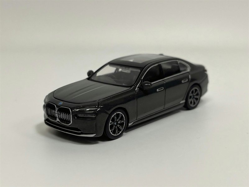 Mini GT BMW i7 xDrive60 Dravit Grey LHD 1:64 Mini GT MGT00818L