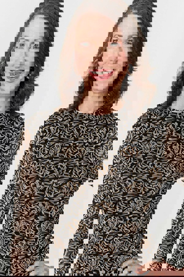 Black | Printed Long Sleeve Fitted Top
