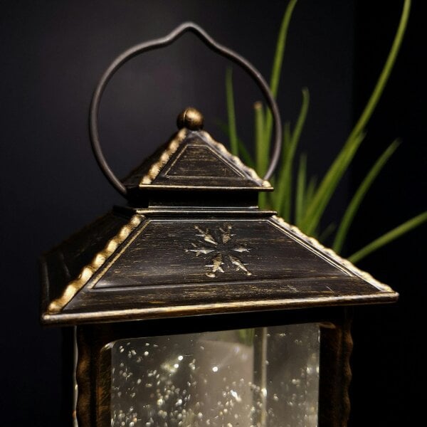 Samuel Alexander 27cm Dual Power Light up Christmas Glitter Water Spinner Rustic Lantern Carol Singing Scene with LEDs