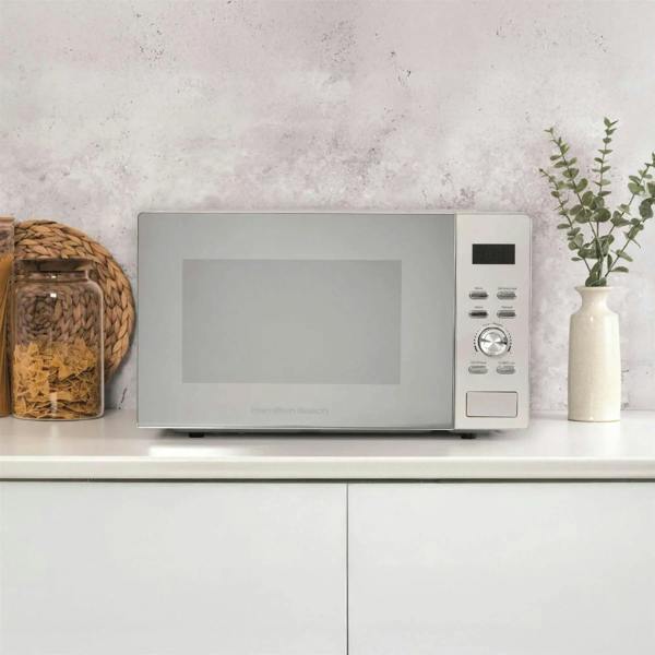 Hamilton Beach 30L Silver Family Microwave - Hamilton Beach UK