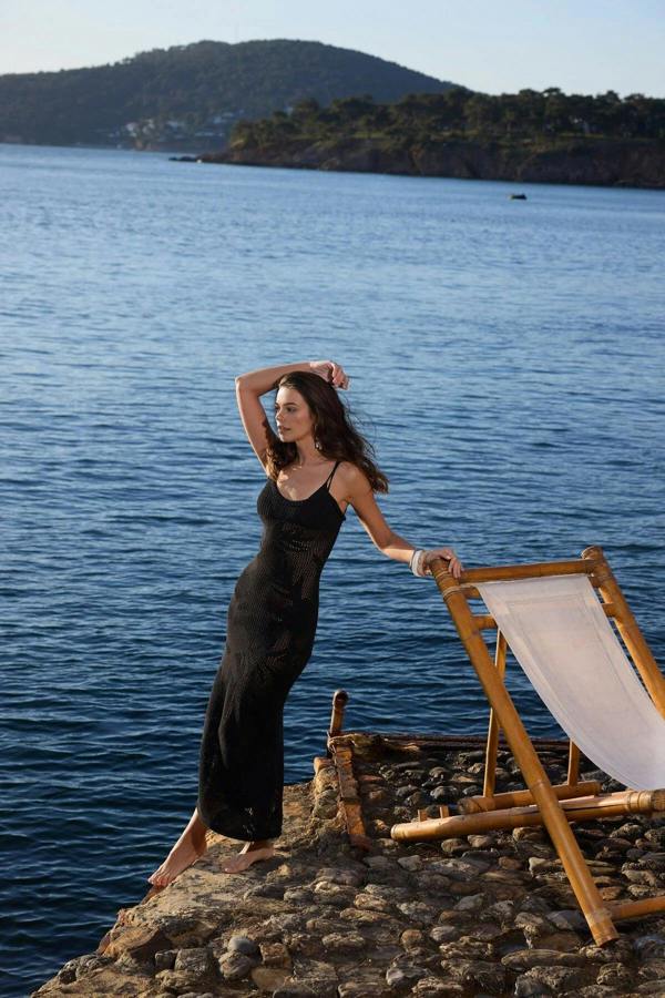 WOVCOR Knitted Maxi Backless Beach Dress