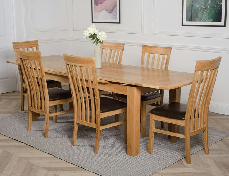 That's Furniture Richmond Large Oak Extending Dining Table with Harvard Oak Chairs
