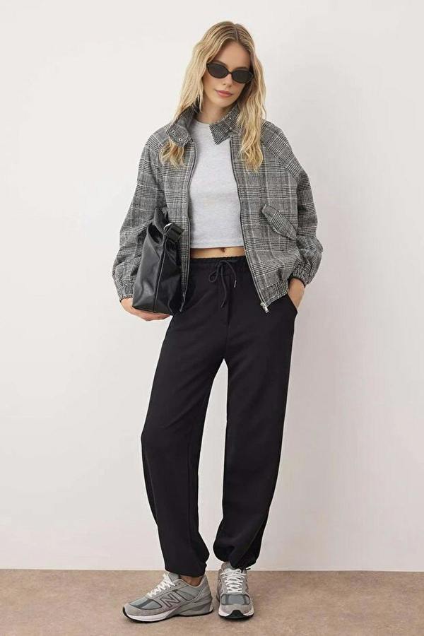 WOVCOR Basic Jogger with Elastic Waistband