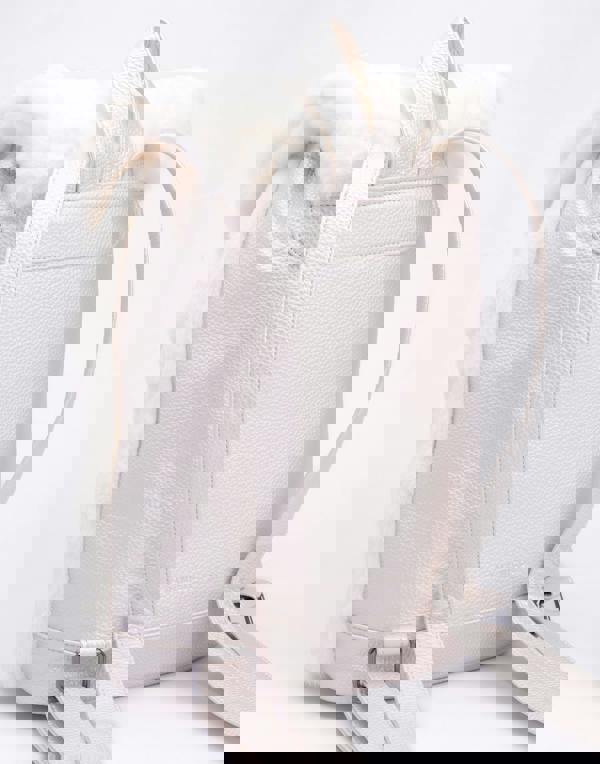 Danielle Nicole Womens White Hedwig Backpack (One Size)