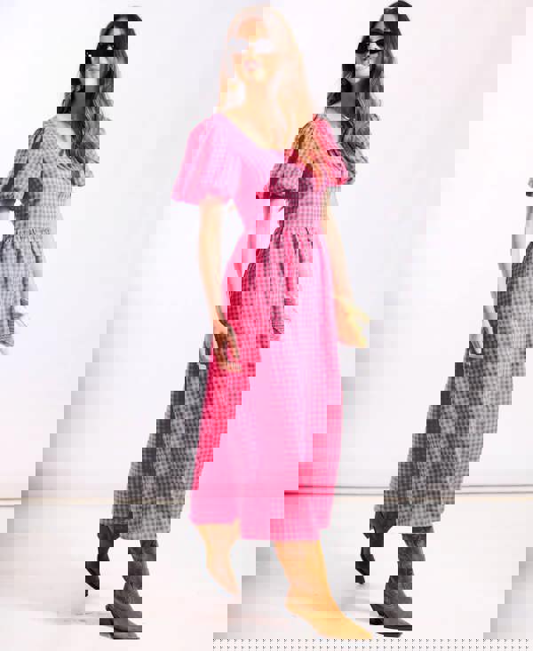 Pink gingham midi comfortable dress