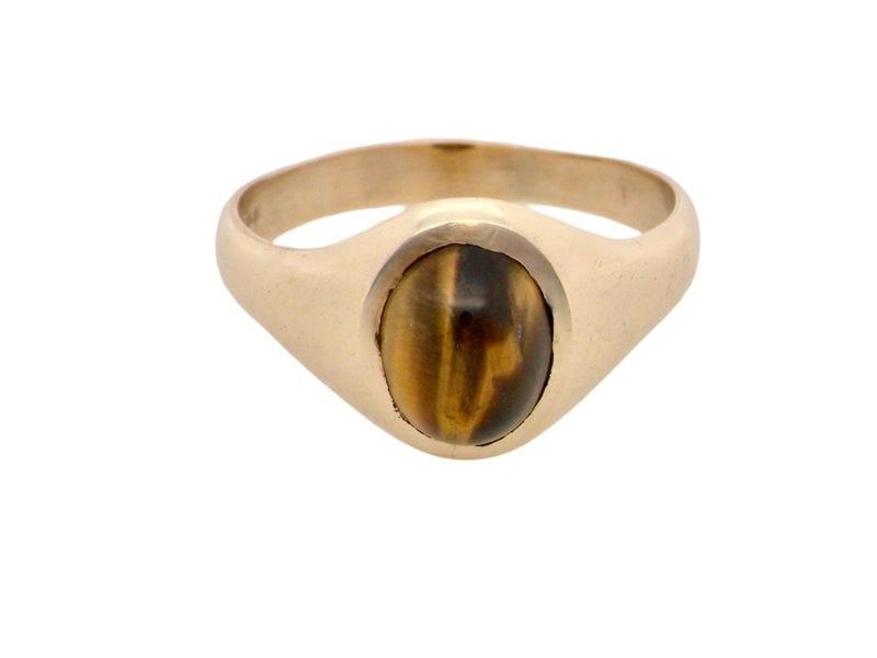 A men's Tigers Eye signet ring