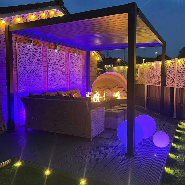 Ocean Designs Tivoli 4m x 3.6m Grey Frame Free Standing Pergola