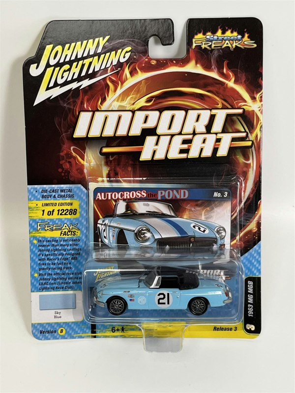 Johnny Lightning 1963 MG MGB Sky Blue Import Heat 1:64 Scale JLSF021