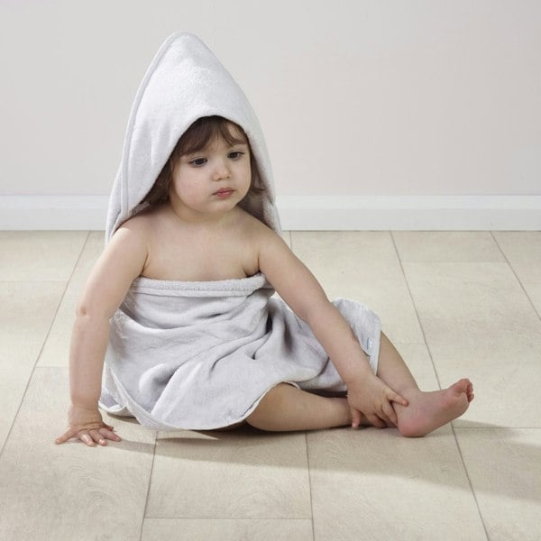 Kinder Valley Hooded Towel and 2 Pack Wash Mitts Grey