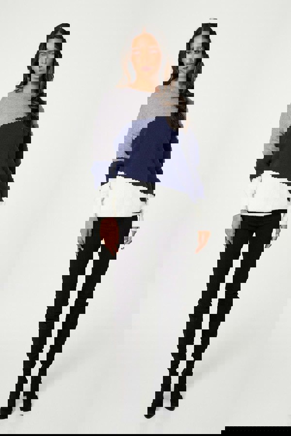 Navy | Colour Block Relaxed Knit Sweater : Model is 5'7.5"/171 cm and wears UK8/EU36/US4/AUS8