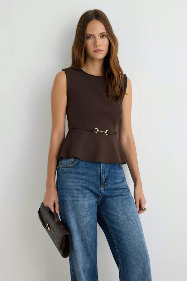 WOVCOR Belt Detail Sleeveless Round Neck Regular Fit Blouse
