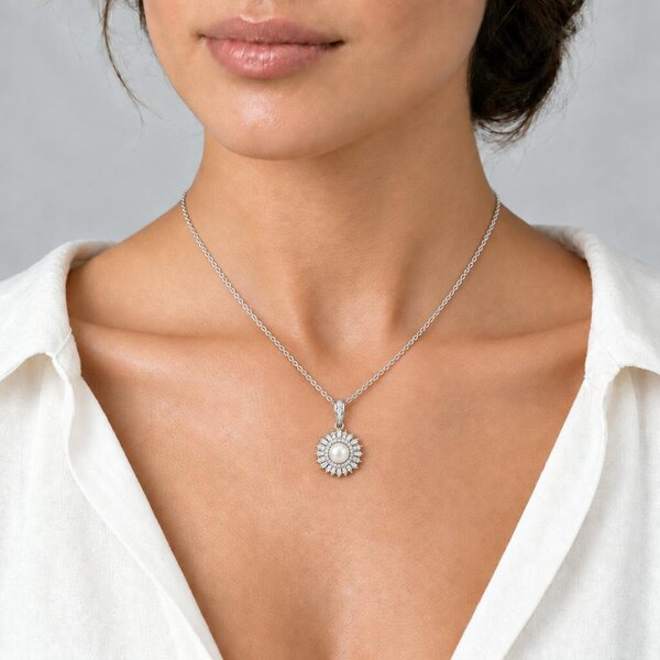 Cachet London Betsy Silver Pendant