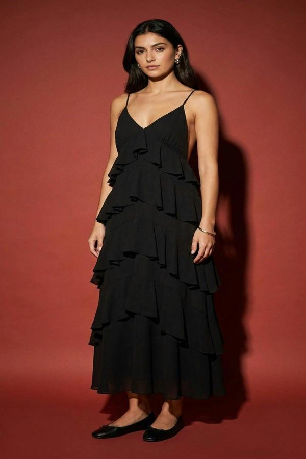 Gracie V-neck Tiered Ruffle Backless Maxi Dress - Black
