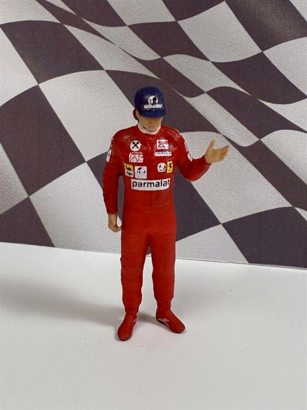 Cartrix Niki Lauda 1977 with Cap Diecast Figure 1:43 Scale Cartrix CT060