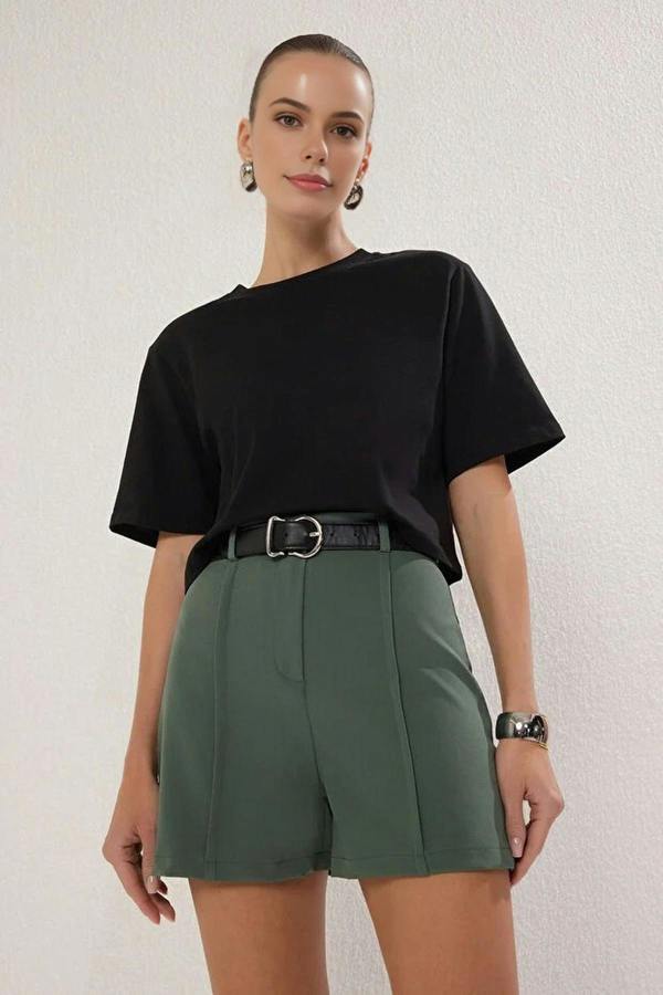 WOVCOR Ribbed Detailed Woven Shorts