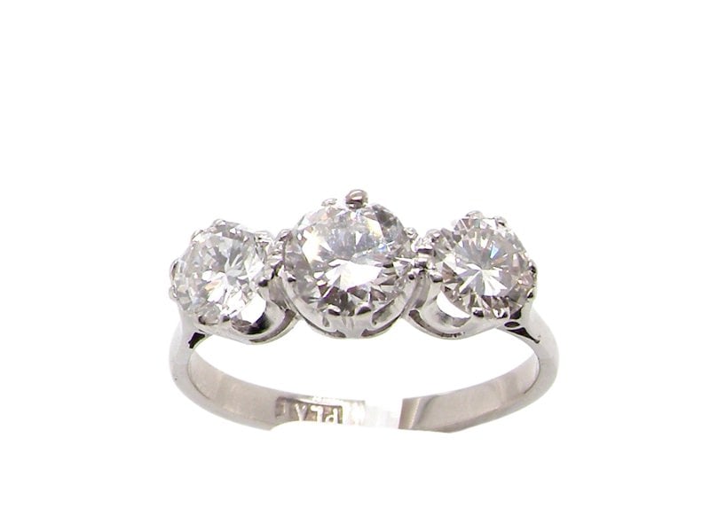  three stone diamond ring