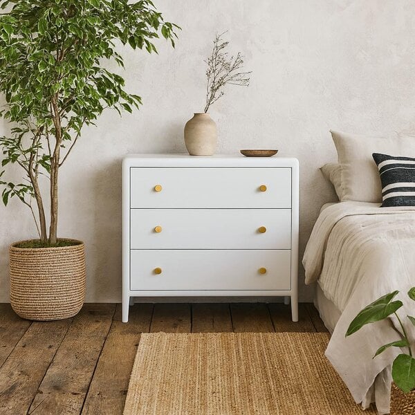 Wyld Haus Itacare White Wood Grain 3 Drawer Chest