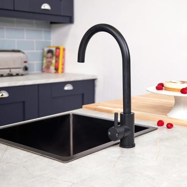 Flode Malaren | Single Lever Kitchen Sink Mixer Tap with Swivel Spout | Swan Neck Design | Matt Black Finish