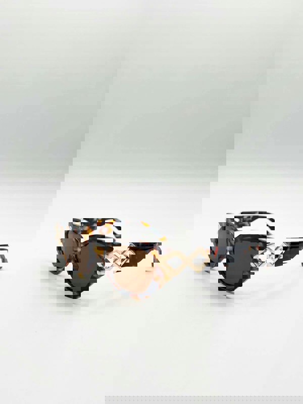 SVNX Cat-Eye Sunglasses with Side Detail in Tortoiseshell