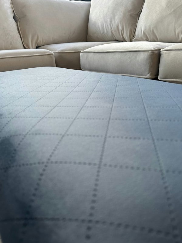 PREMIUM stitched lid pattern Footrest