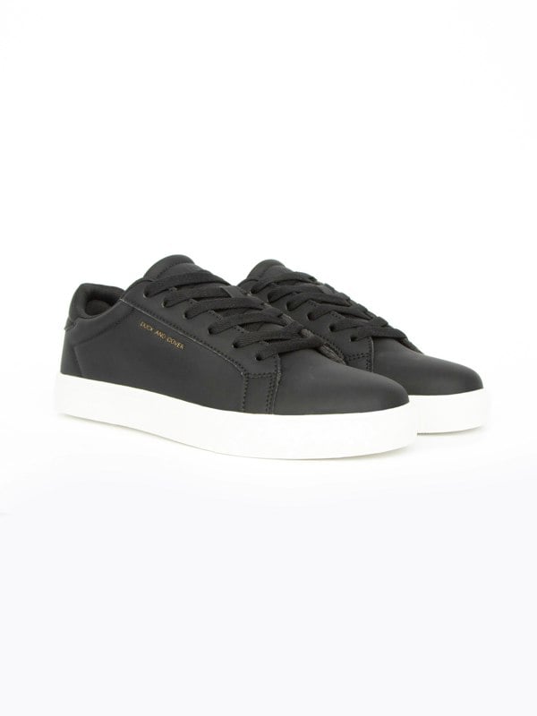 Duck and Cover Claspar Trainers Black