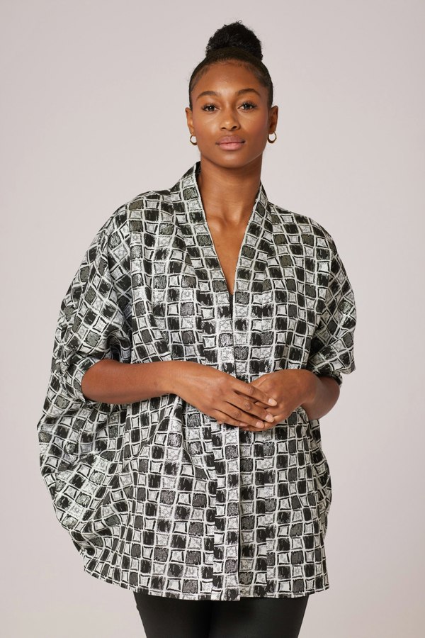 Lioness by TF Black Squared Short Kimono