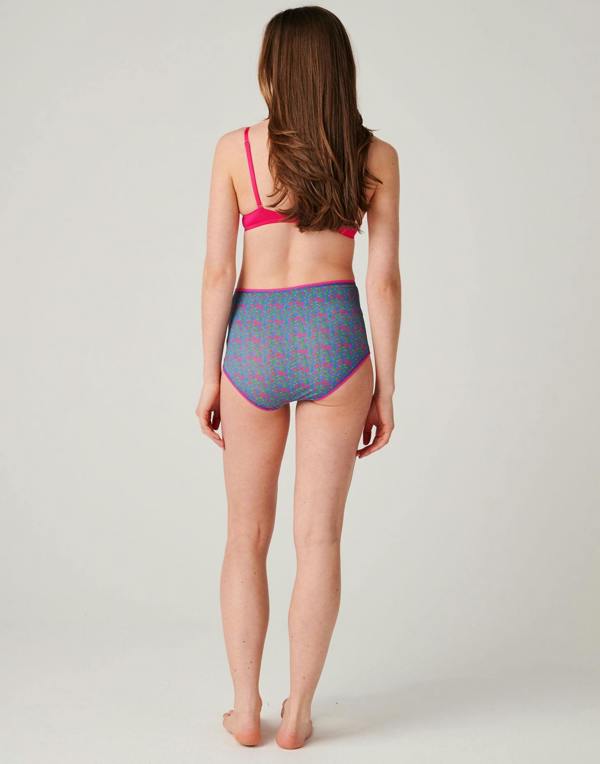 British Boxers Women's Bamboo Full Briefs – Blush Bloom