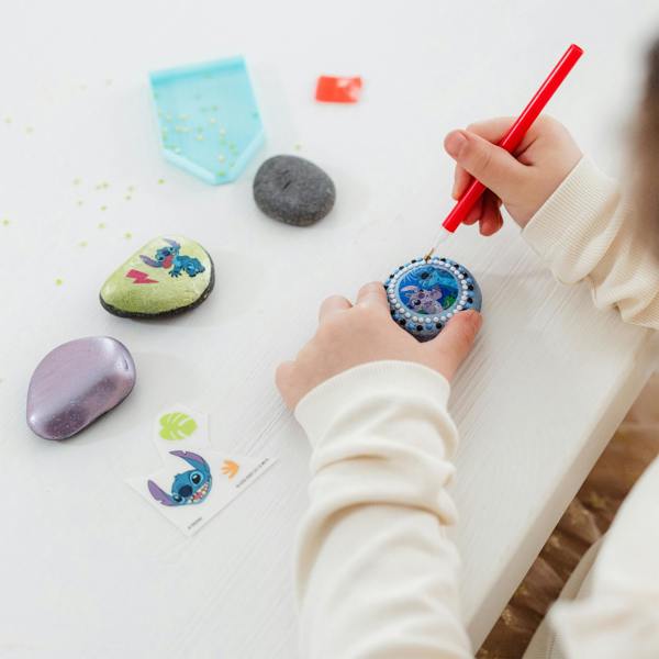 Totum Stitch Rock Art