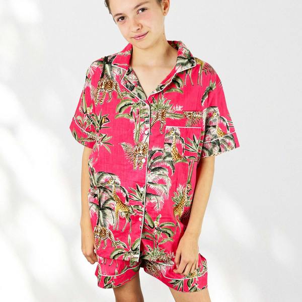Hayley & Co Giraffe Print 100% Cotton Short Pyjama Set in Pink