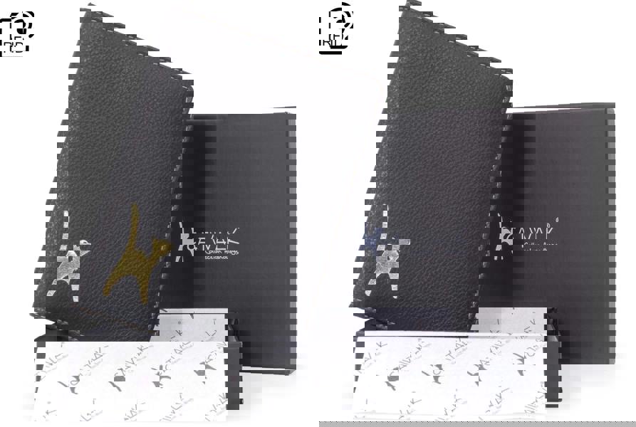 Catwalk Collection Handbags Skye - Passport Holder