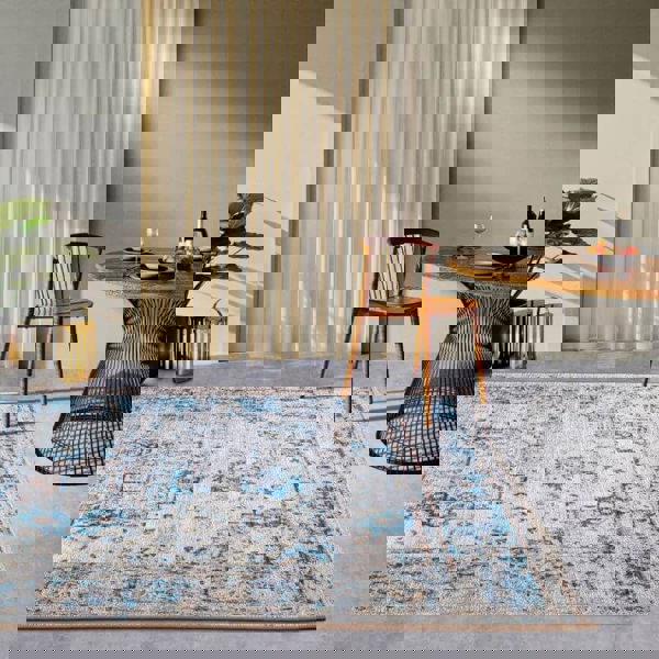 The Rugs Vintage Bordered Indoor-Outdoor Rug