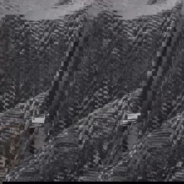 Smart Living Chevron Airblown Faux Fur Duvet Cover With Pillowcases - Charcoal