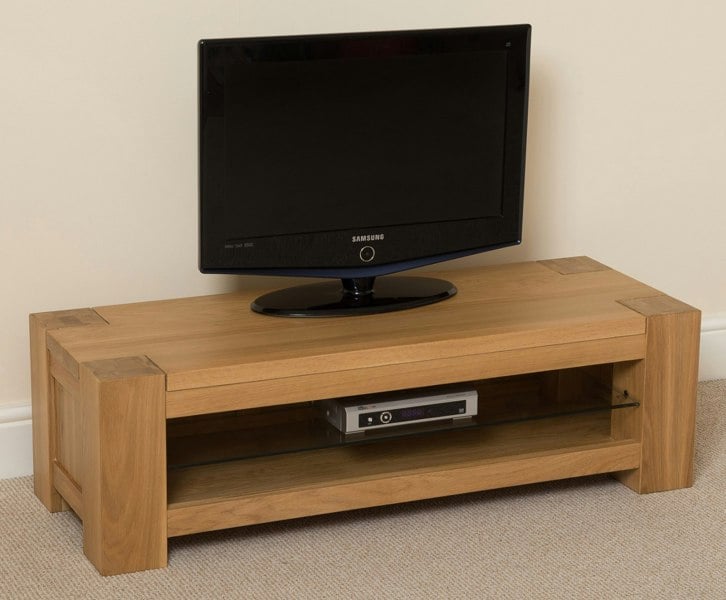 That's Furniture Kuba Solid Oak Small Widescreen TV Unit with Storage