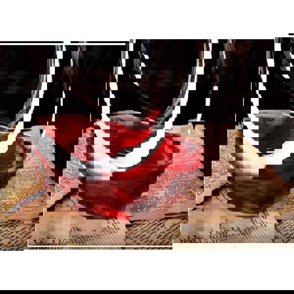 Gr8 Home Wine Decanter U-Shape Blown Glass Aerating Red Wine Carafe Pourer Dispenser 1.5L