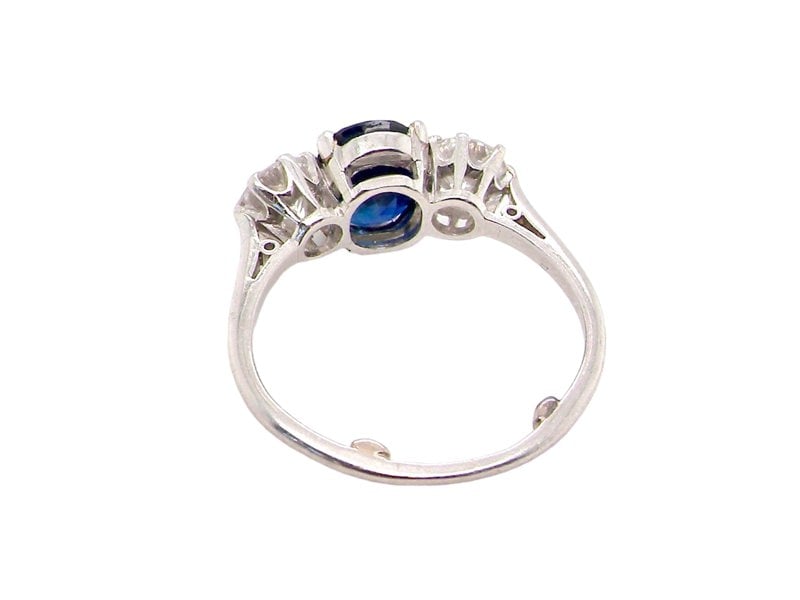 Vintage Tom A sapphire and diamond trilogy ring