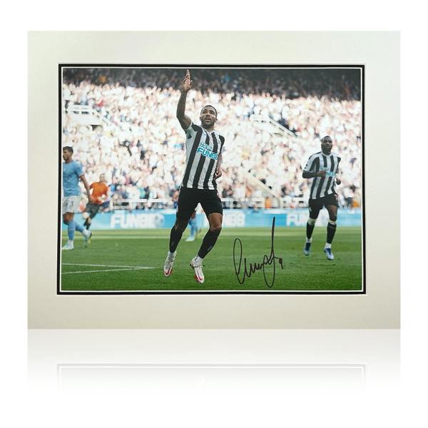 Callum Wilson Signed Newcastle United Deluxe Mount