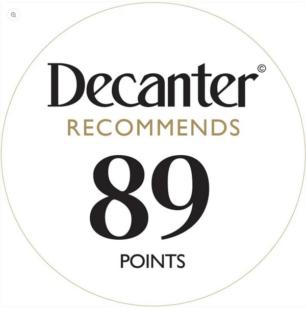 Decanter wine rating label with 89 points for domaine d'Eole white wine, on a white background