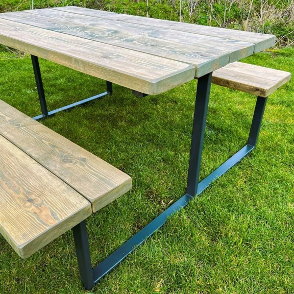 Hemming & Wills Bespoke Collection - Outdoor Picnic Table & Bench Set