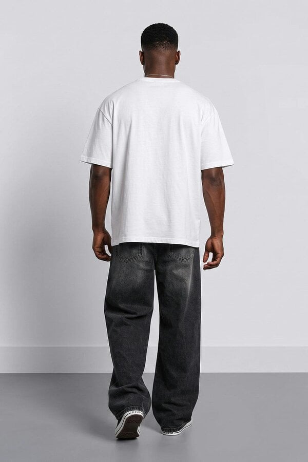 London Attitude Racing Oversized Heavyweight Graphic T-Shirt in White