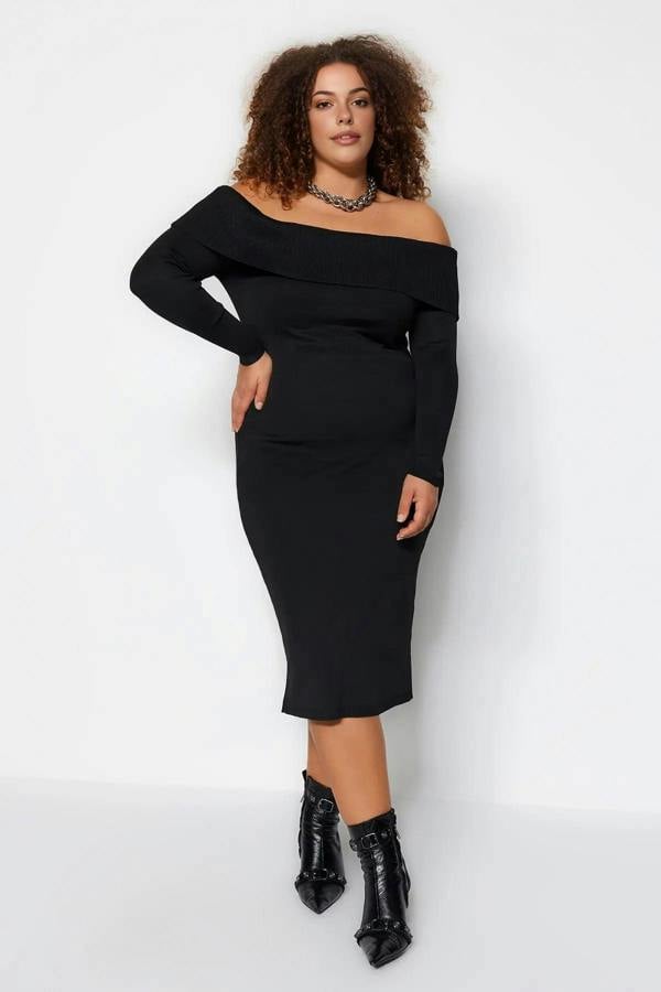 WOVCOR Carmen Neckline Body-Hugging Midi Length Knit Dress