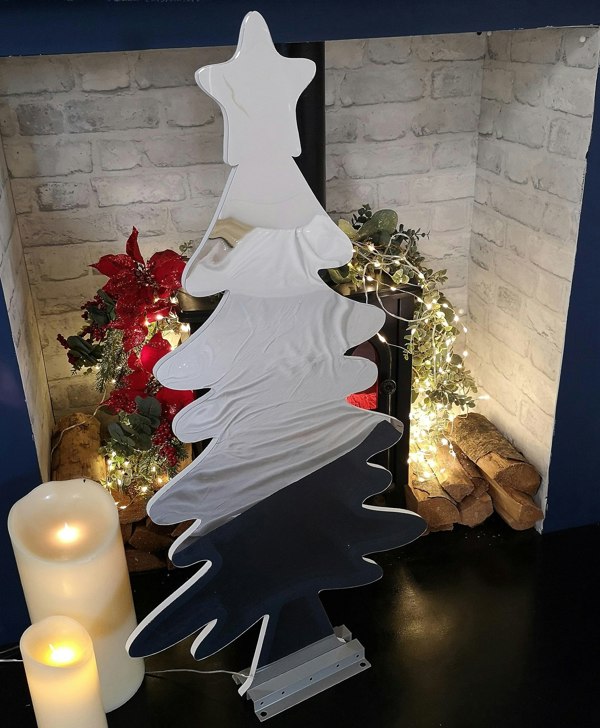 Samuel Alexander 95cm Infinity Light up Christmas Tree Decoration with Green LEDs on Metal Base