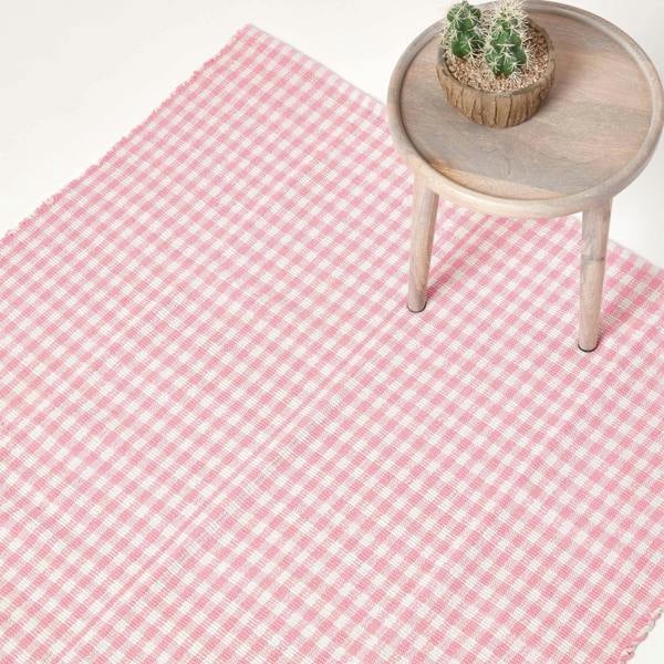 HOMESCAPES Cotton Hand Woven Gingham Check Rug